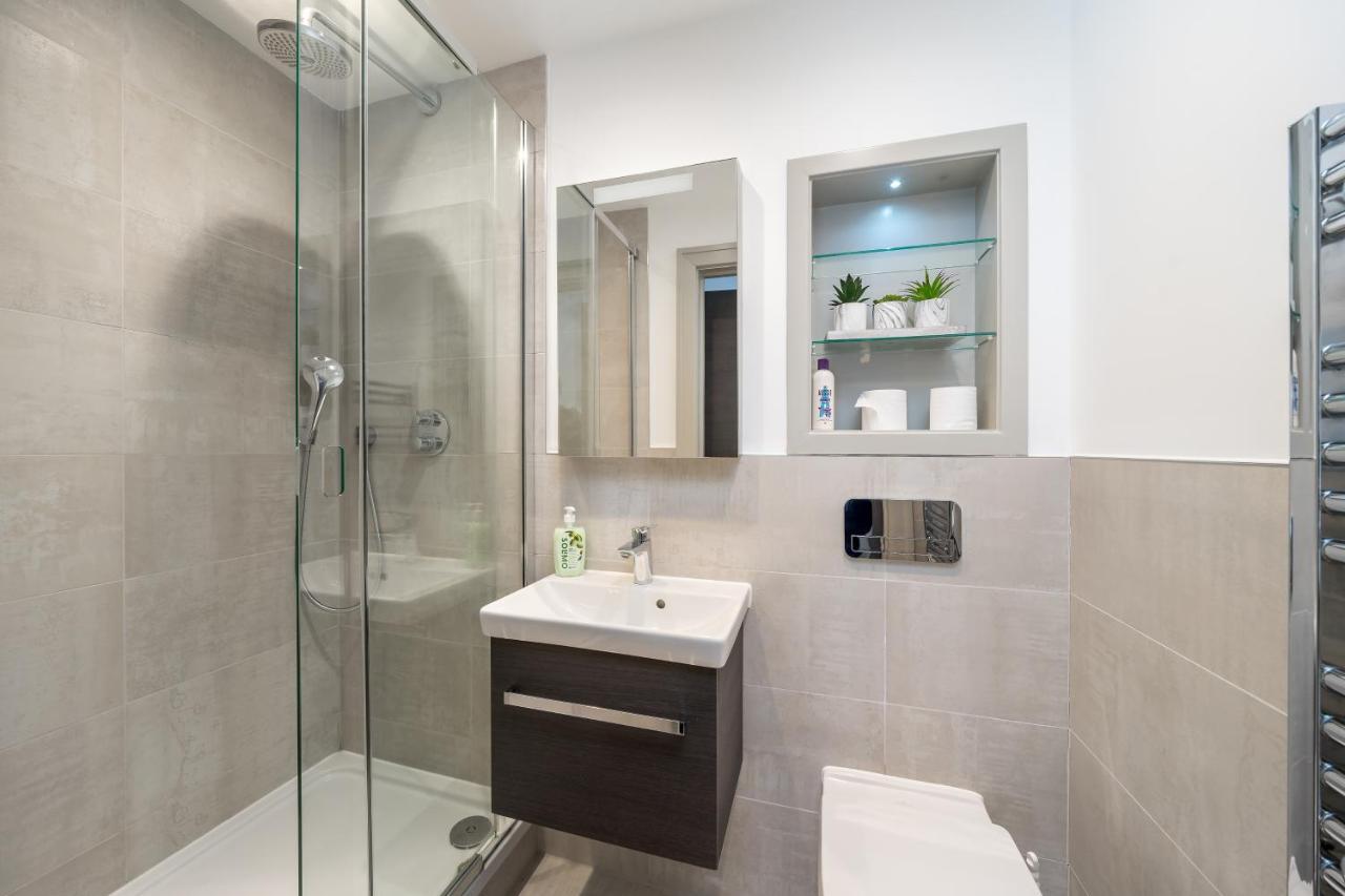 Modern London City Apartment - Victoria Line Ngoại thất bức ảnh