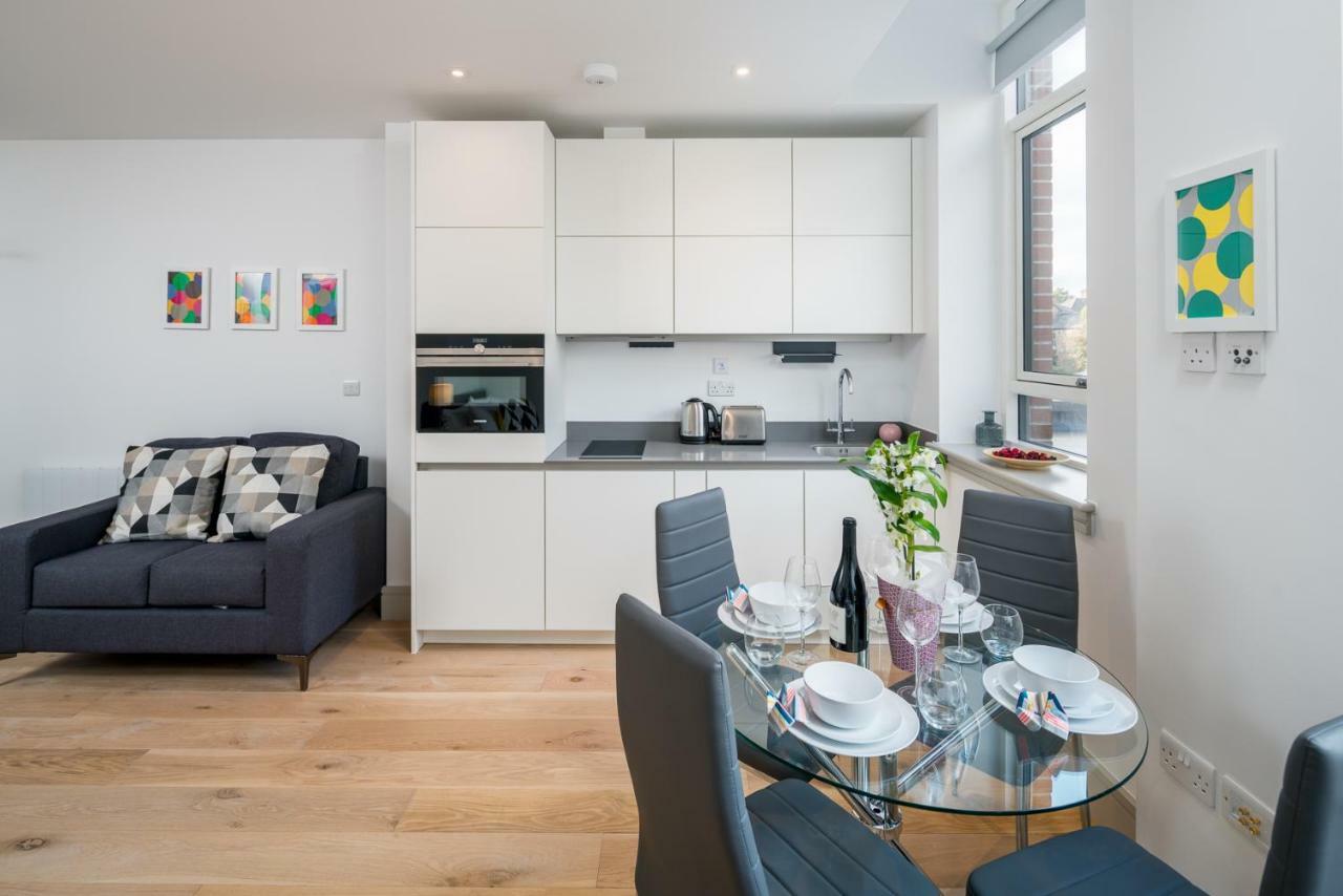 Modern London City Apartment - Victoria Line Ngoại thất bức ảnh