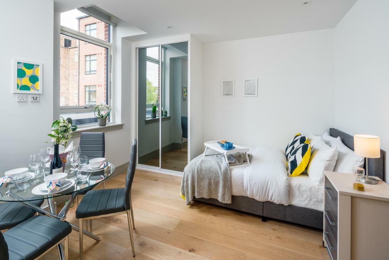 Modern London City Apartment - Victoria Line Ngoại thất bức ảnh